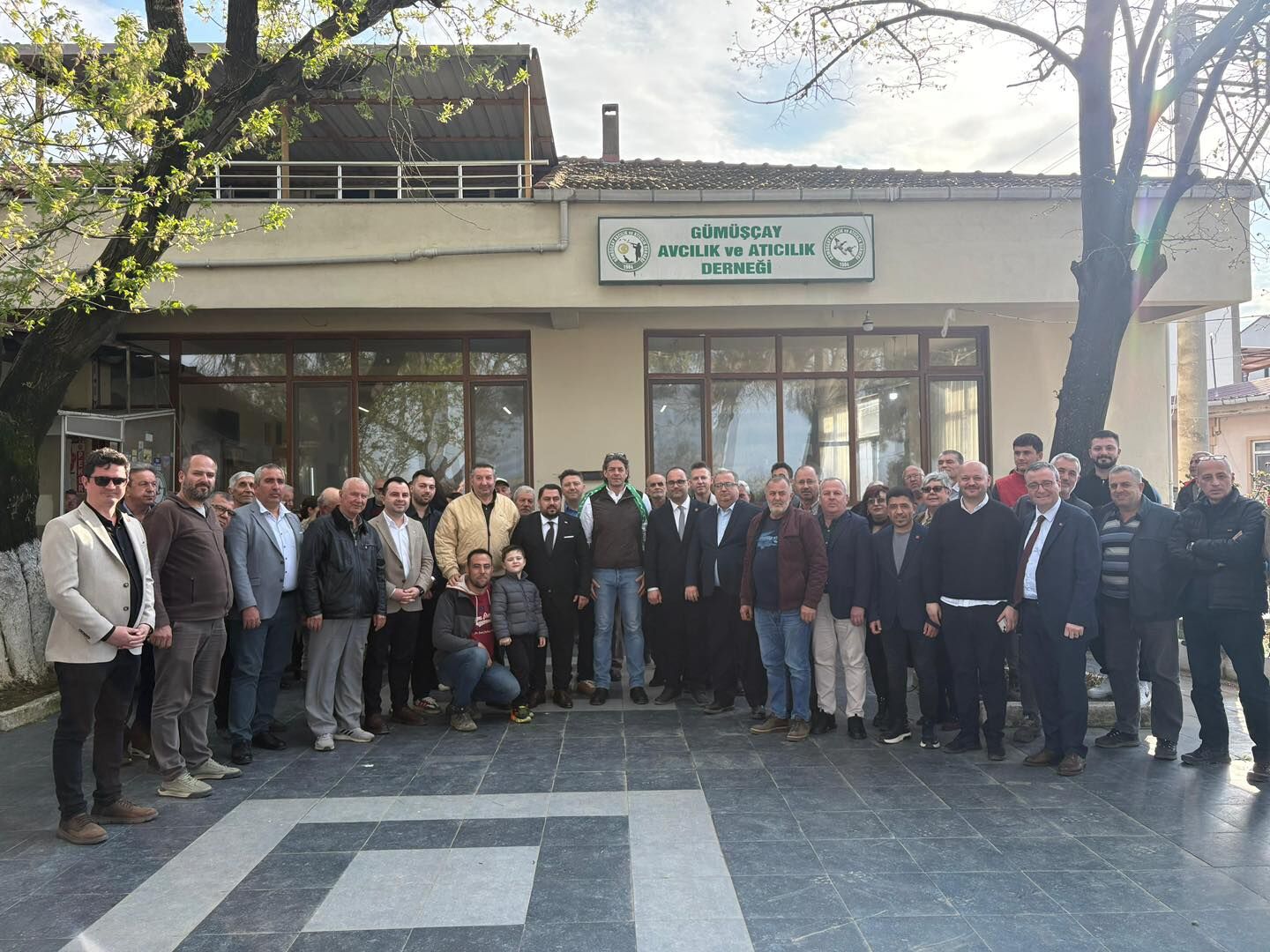 673738689 1261791179441960 4438011956554082359 N-1