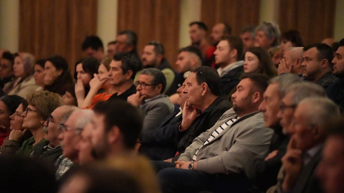 674198403 1261790909441987 3923907516973459455 N-1