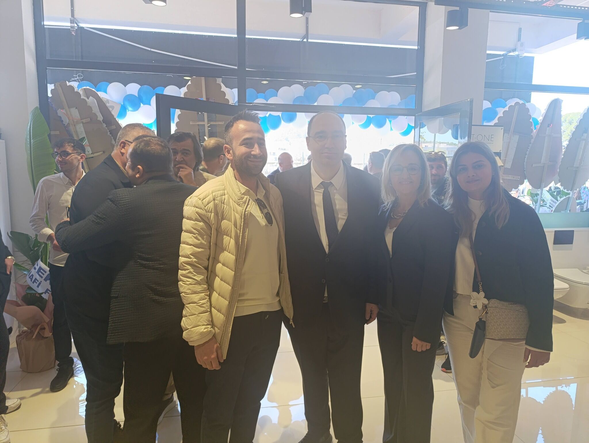 681356102 10164142087679444 7497611628448901252 N