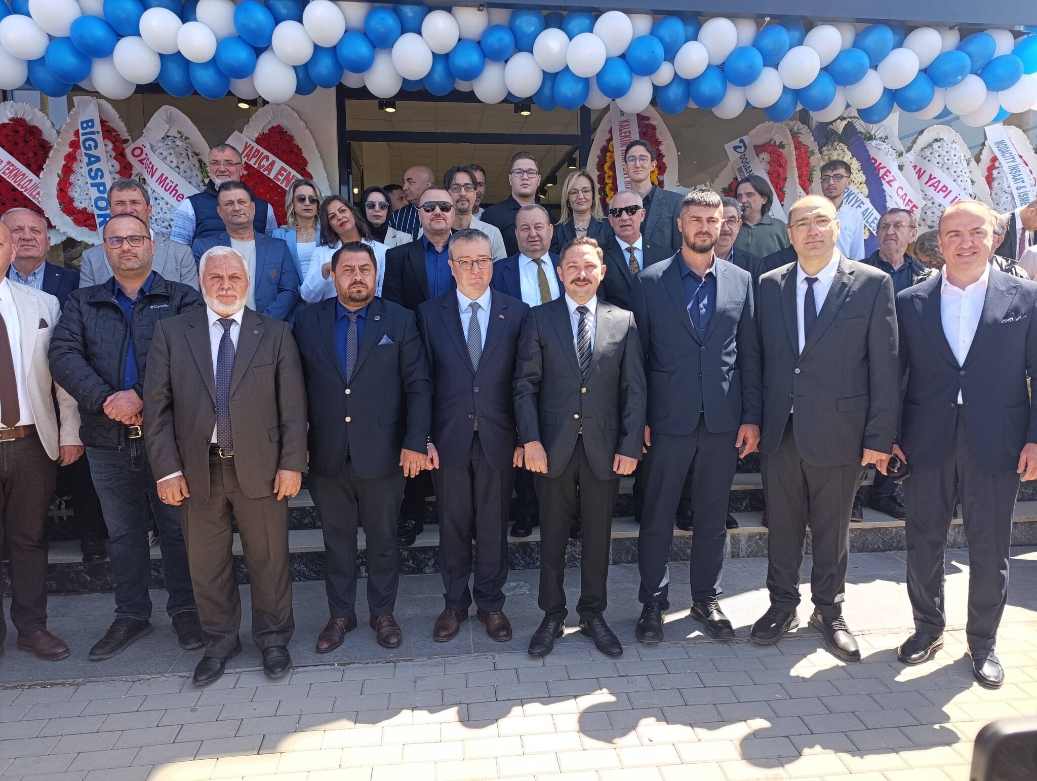 684845397 10164142086024444 780571126693366583 N